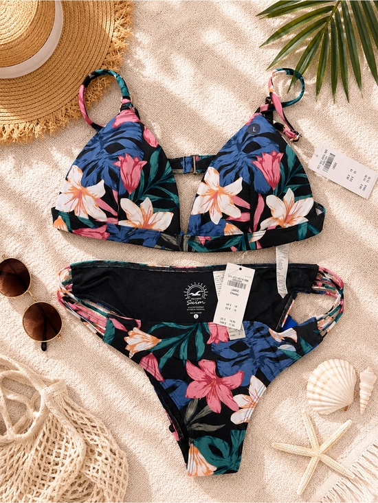 Hollister Other - Hollister Floral Bikini Set NWT Large Triangle Top Cheeky Bottoms Y2K Style